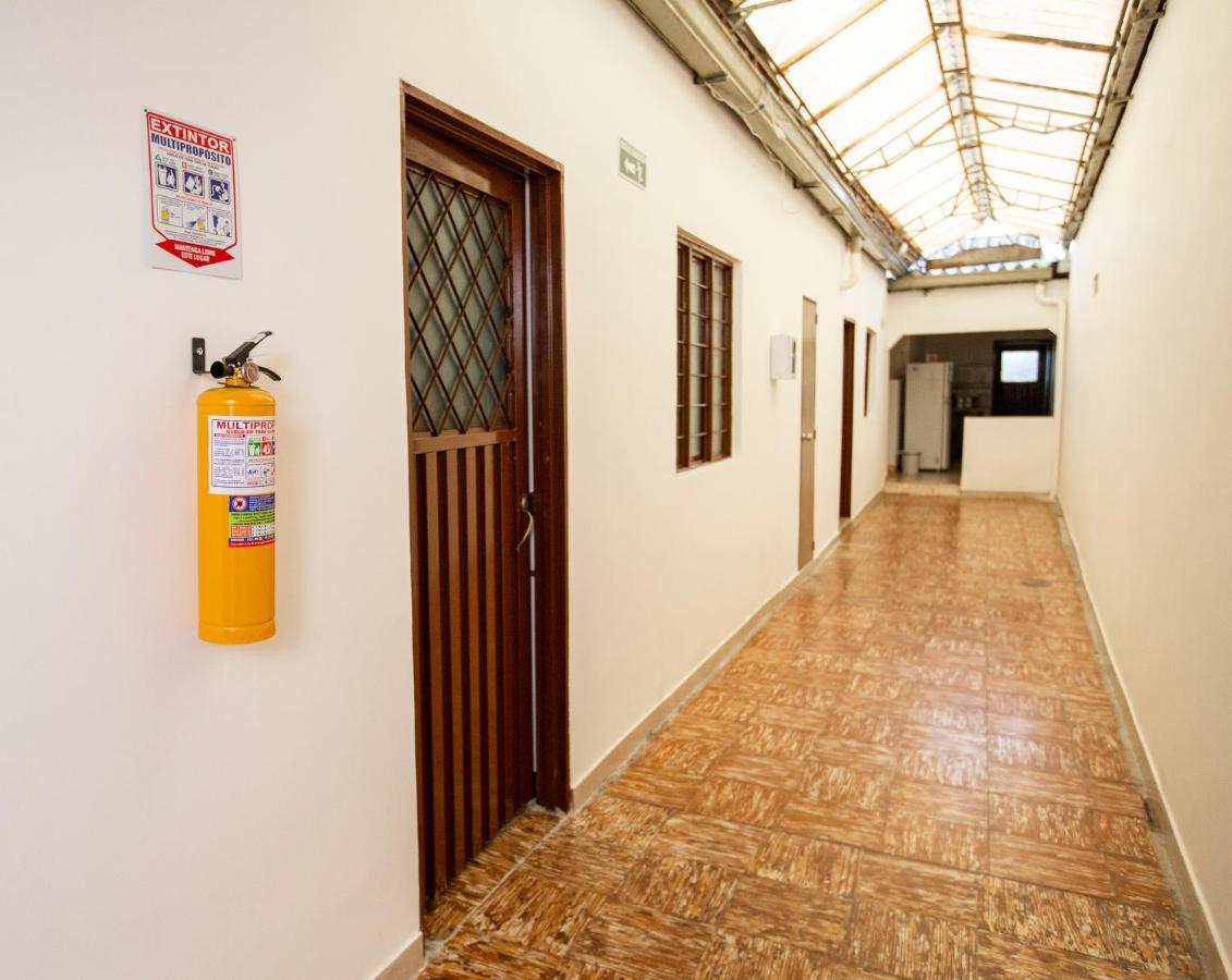 Komodo Alojamiento- Hostal Autoservicio, Ubicado Cerca Al Centro Historico - Bano Privado, Wifi , Cama 2X2 Y Agua Caliente Y Cocina Compartida Попаян Екстериор снимка