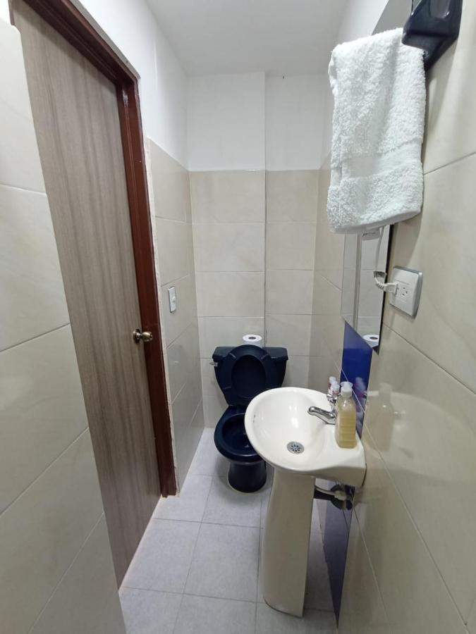 Komodo Alojamiento- Hostal Autoservicio, Ubicado Cerca Al Centro Historico - Bano Privado, Wifi , Cama 2X2 Y Agua Caliente Y Cocina Compartida Попаян Екстериор снимка